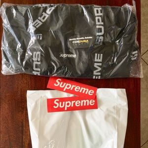SUPREME - SS18 DUFFLE BAG 🔥🔥